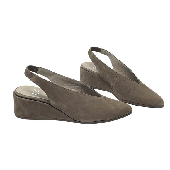 NWOT Eileen Fisher Devi Taupe Gray Tumbled Nubuck Leather Slingback Wedges 7.5 - Picture 1 of 9